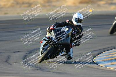 media/Oct-06-2024-Race Pace (Sun) [[d7d39ec7ad]]/1-Turn 10 (730am)/